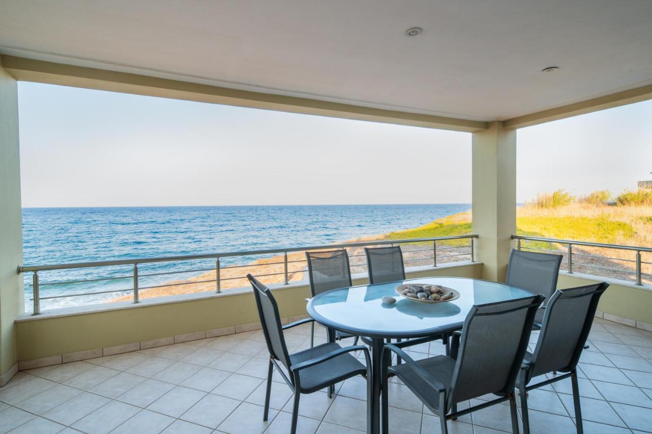 Spacious Beachfront Maisonettes With Stunning Views & A Private Beach Monemvasía Exteriér fotografie