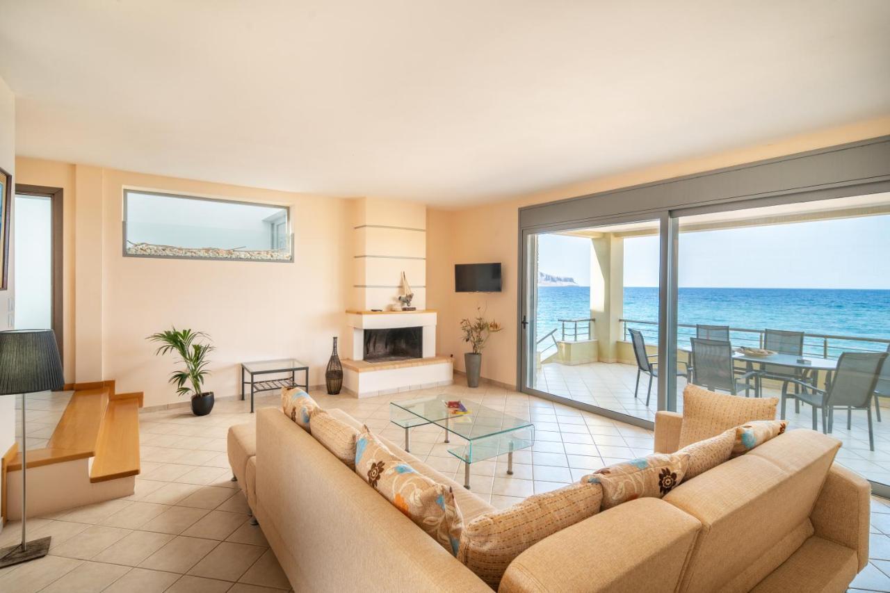 Spacious Beachfront Maisonettes With Stunning Views & A Private Beach Monemvasía Exteriér fotografie