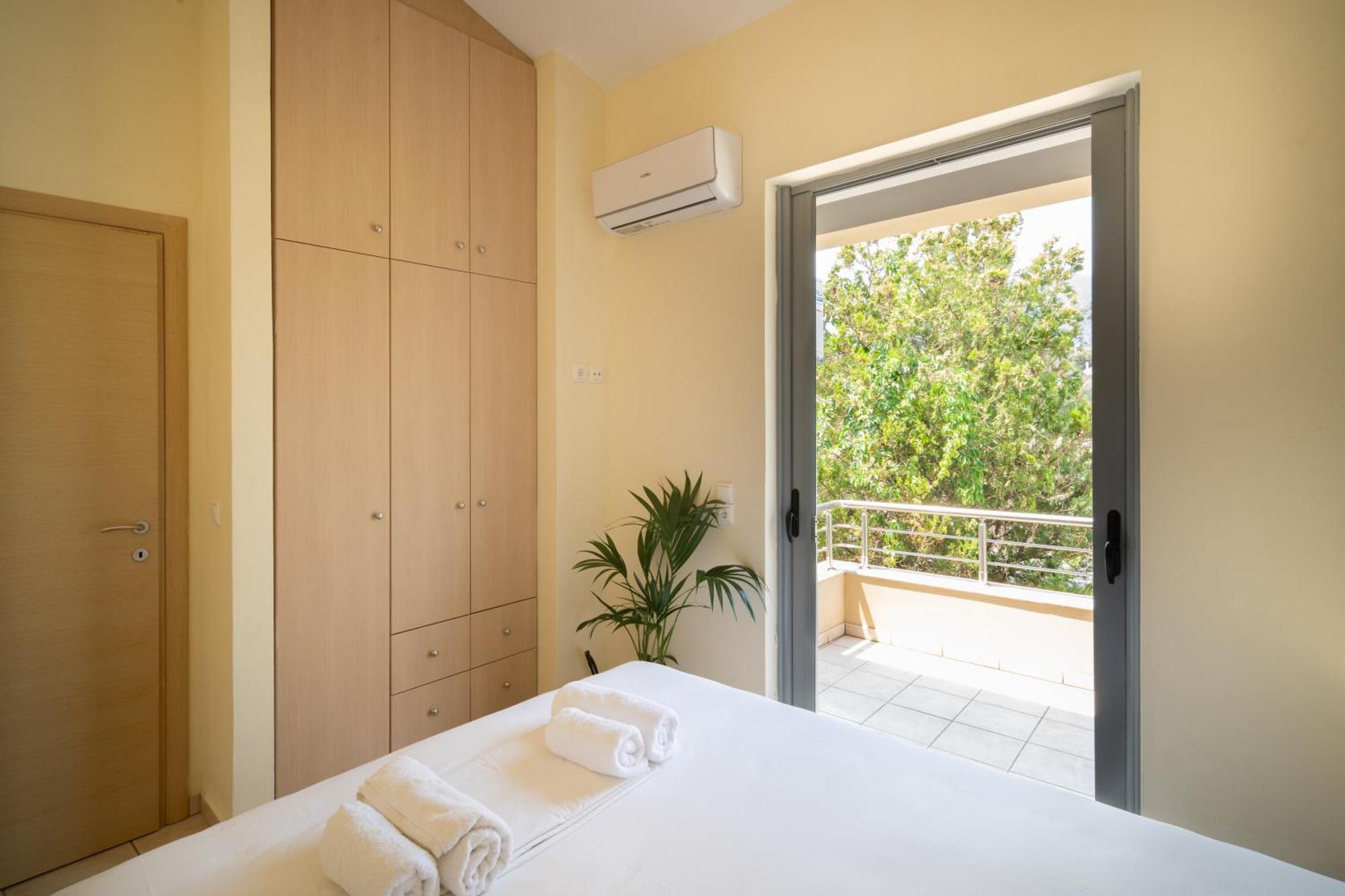 Spacious Beachfront Maisonettes With Stunning Views & A Private Beach Monemvasía Exteriér fotografie